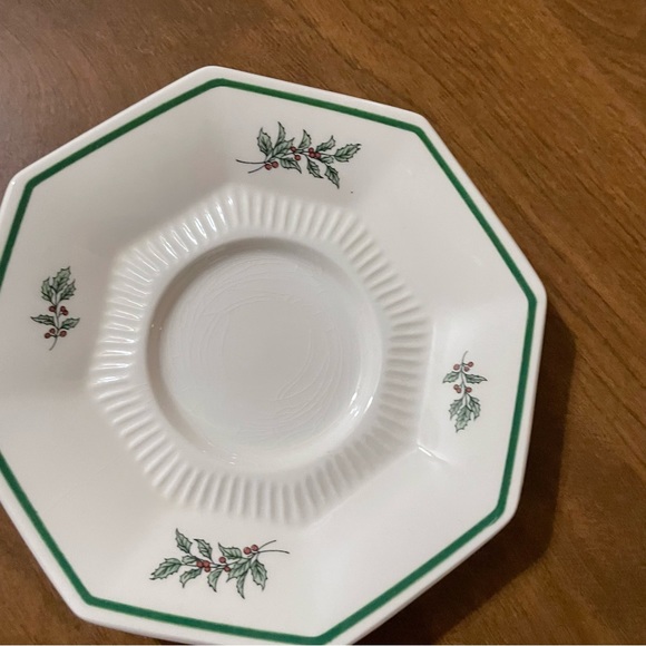 Nikco Japan Christmastime  cup & saucer - Picture 5 of 5